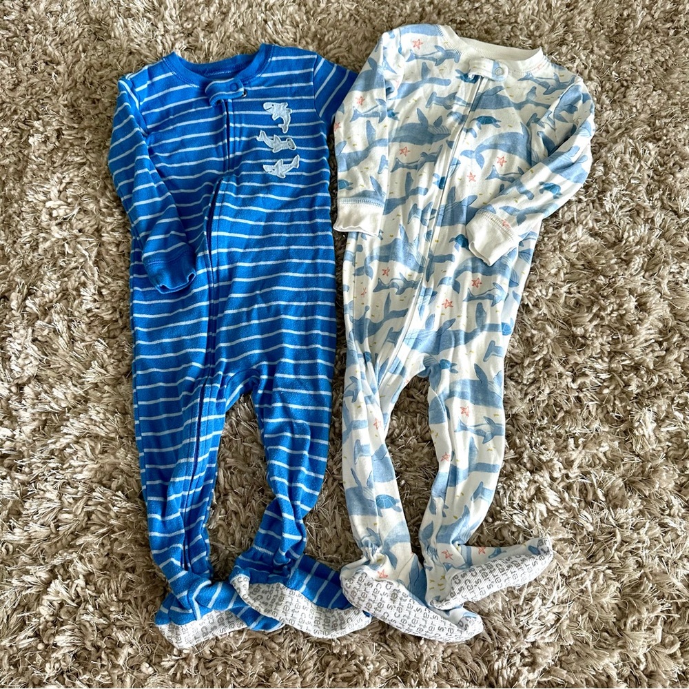 Carter's Blue Striped & White Patterned Sharks & Whales Footie PJs EUC Sz 18 mo